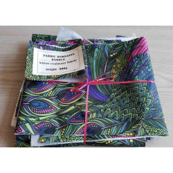 Outdoor fabric offcuts bundle - 300g - peacock feathers pattern
